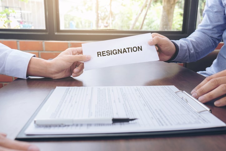 Cara resign mendadak tanpa menimbulkan kesan buruk